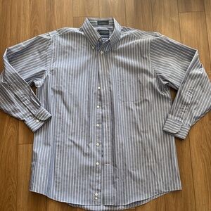 Stafford Men's Classic Blue and White Striped Shirt